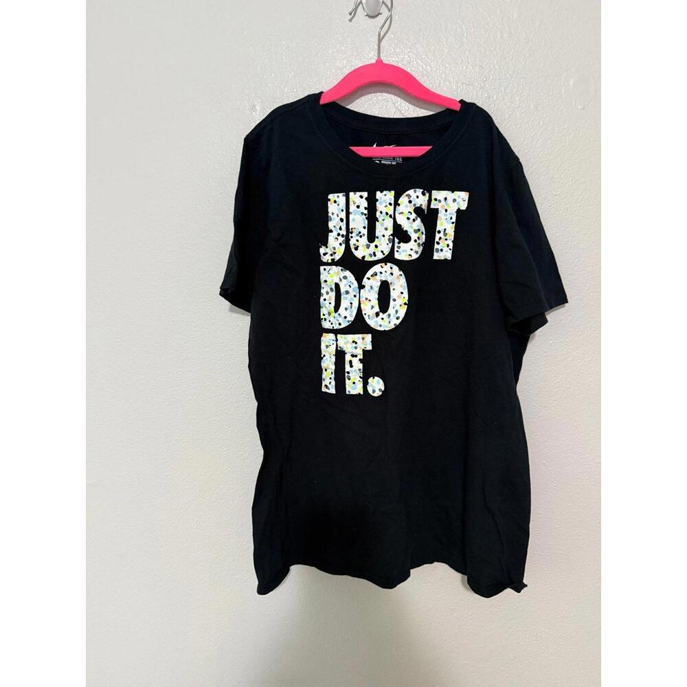 Nike black t shirt youth large